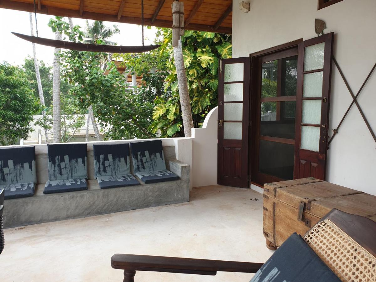 Deep Blue Appartement Matara Buitenkant foto