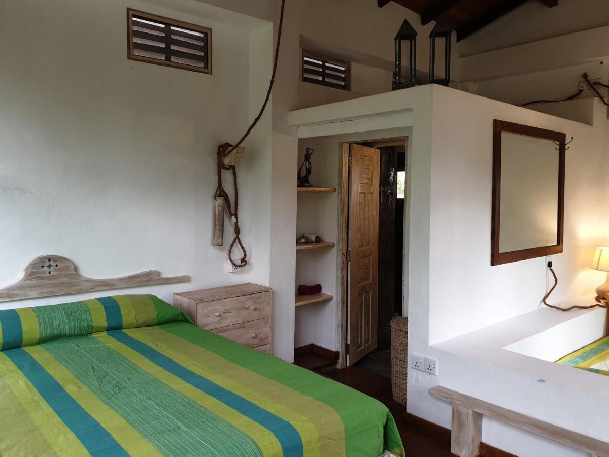 Deep Blue Appartement Matara Buitenkant foto