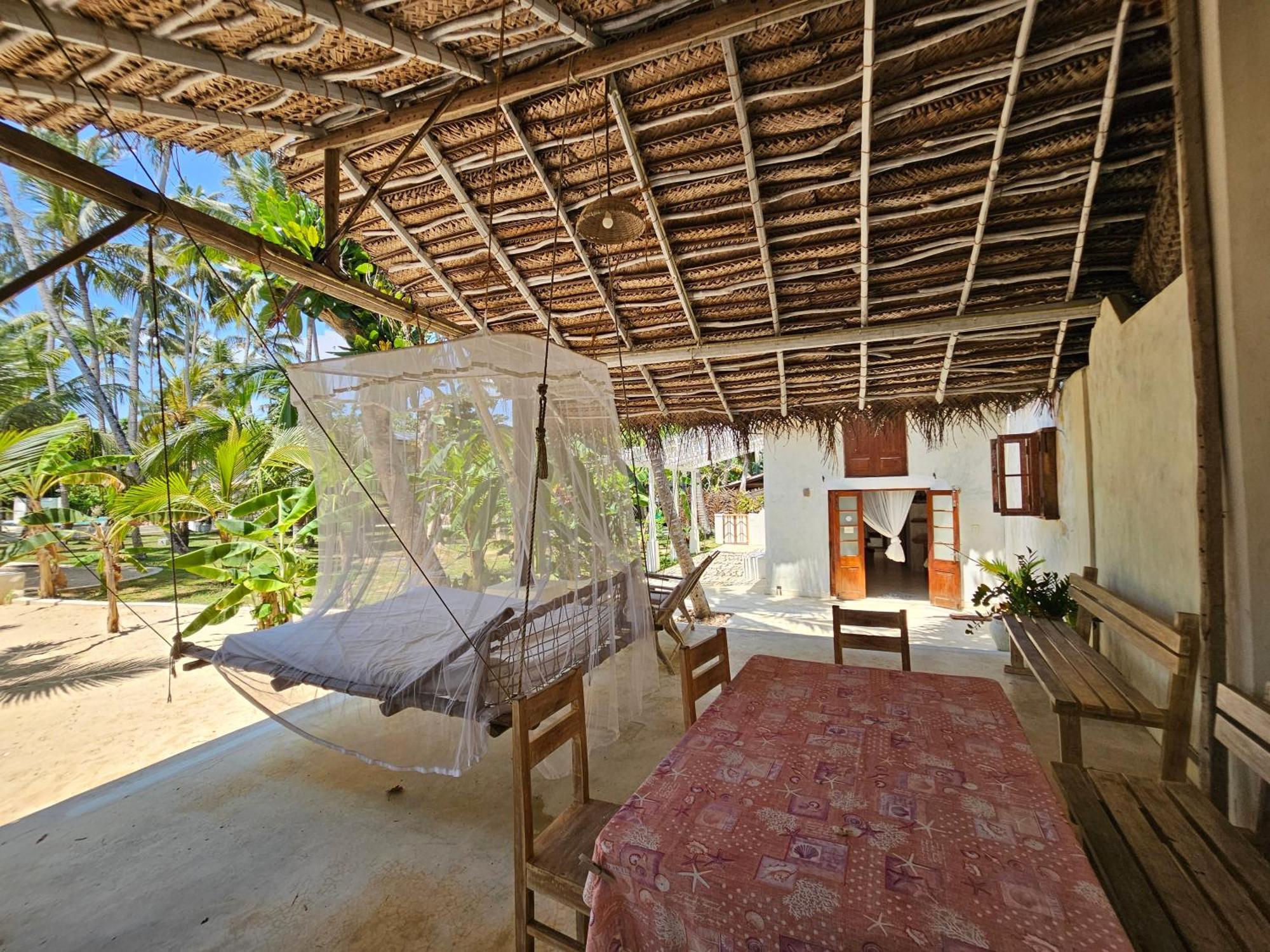 Deep Blue Appartement Matara Buitenkant foto