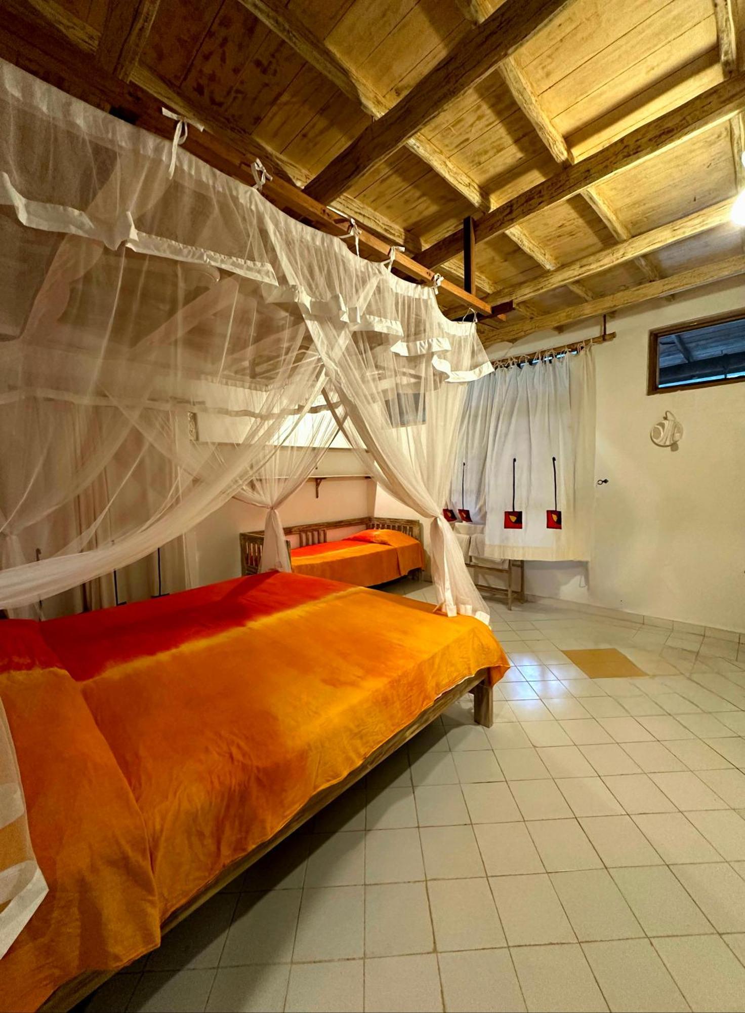Deep Blue Appartement Matara Buitenkant foto