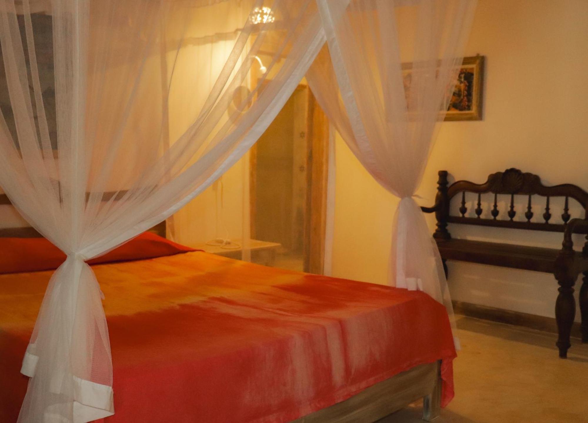 Deep Blue Appartement Matara Buitenkant foto
