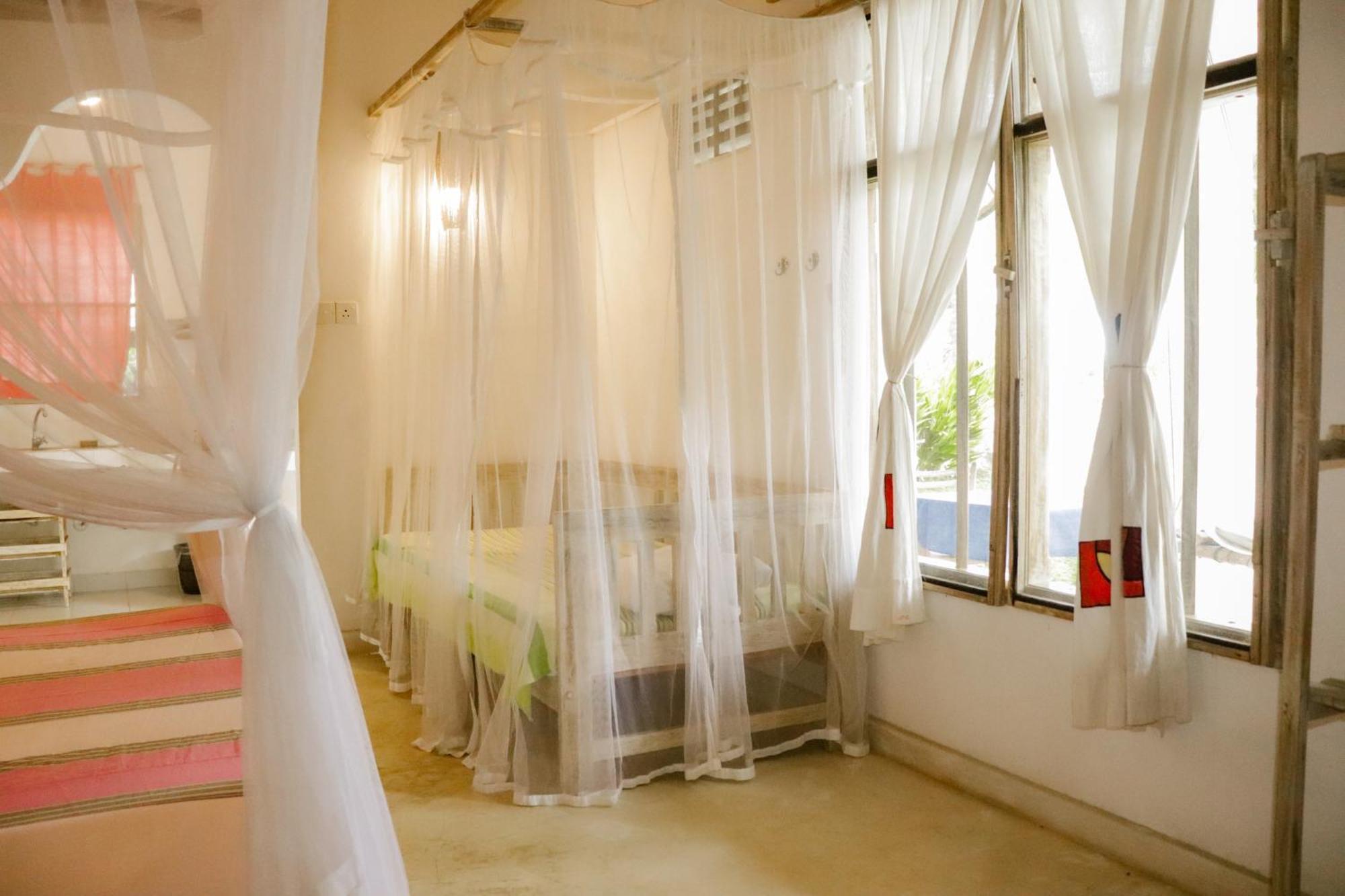Deep Blue Appartement Matara Buitenkant foto
