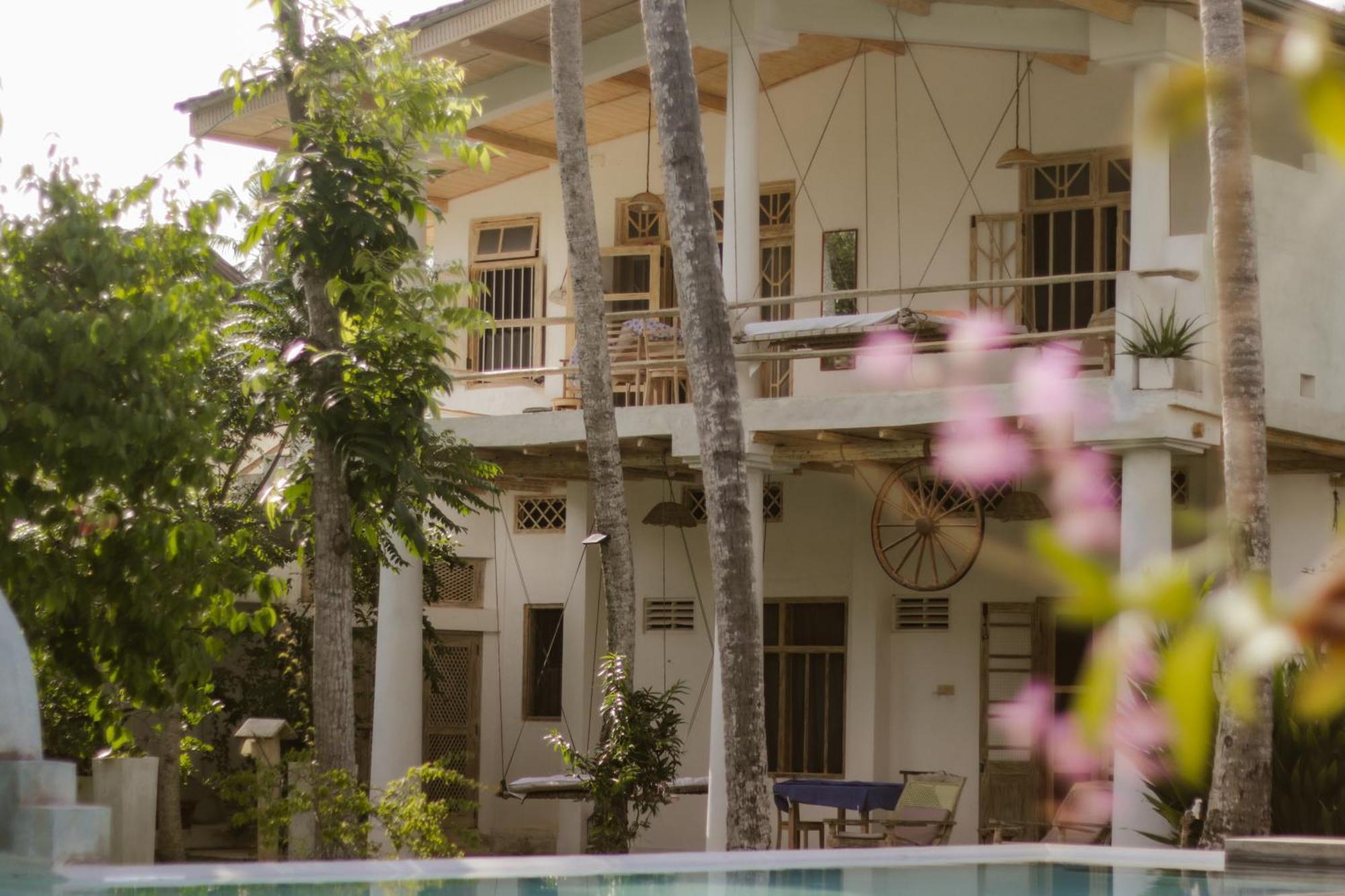 Deep Blue Appartement Matara Buitenkant foto