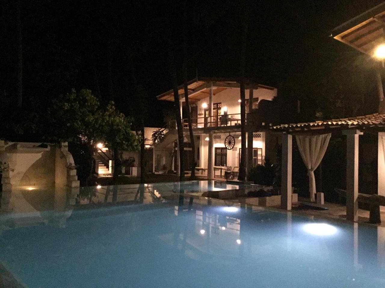 Deep Blue Appartement Matara Buitenkant foto